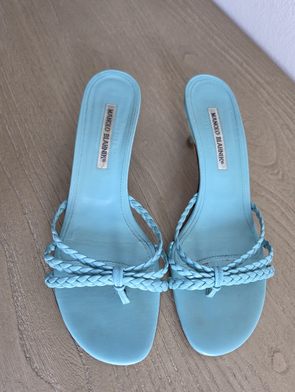 Manolo Blahnik Leather Blue Sandals size 9.5 /10